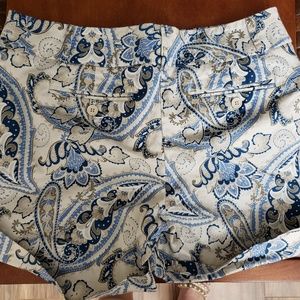 New York and company shorts